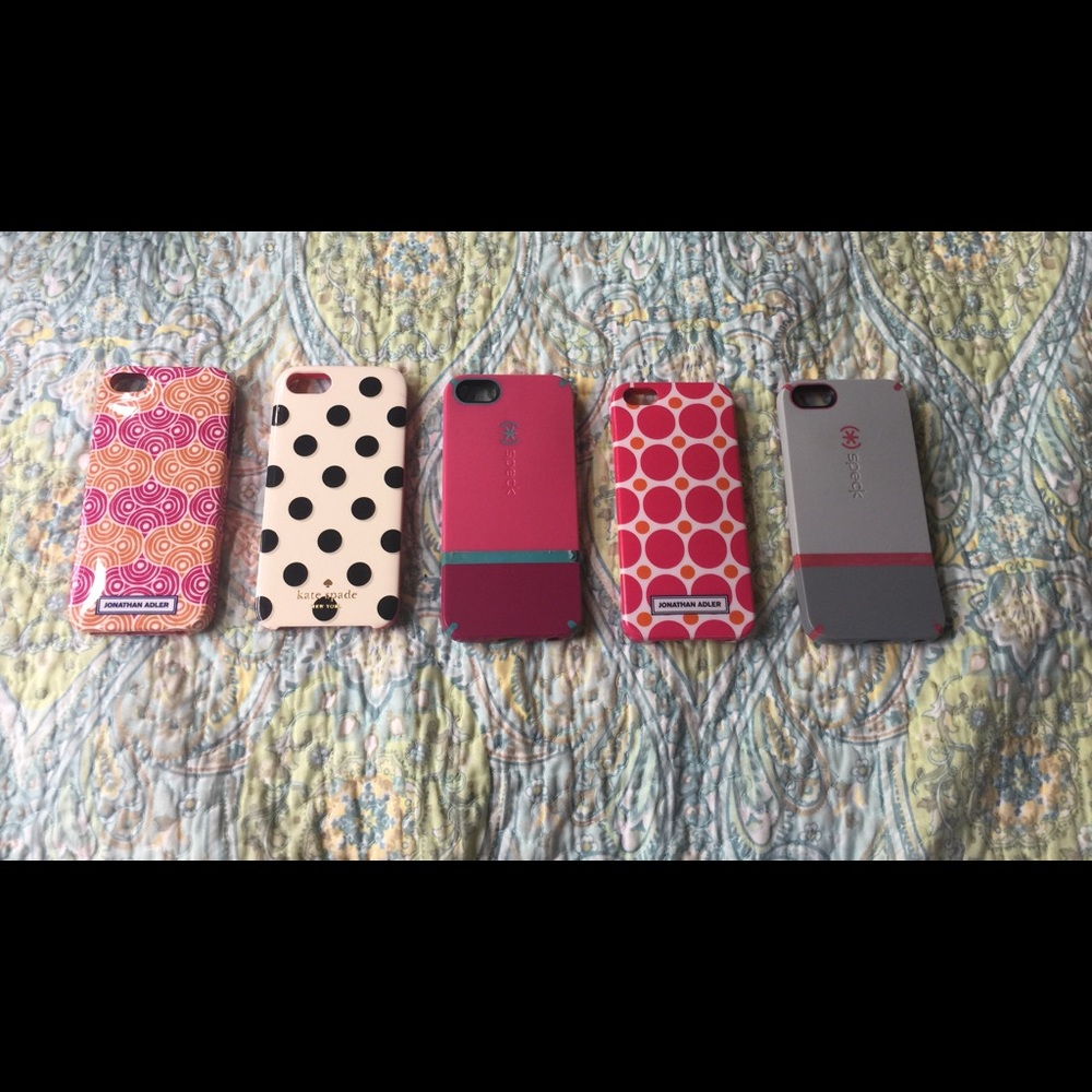 Set of 5 iPhone 5s/se cases!